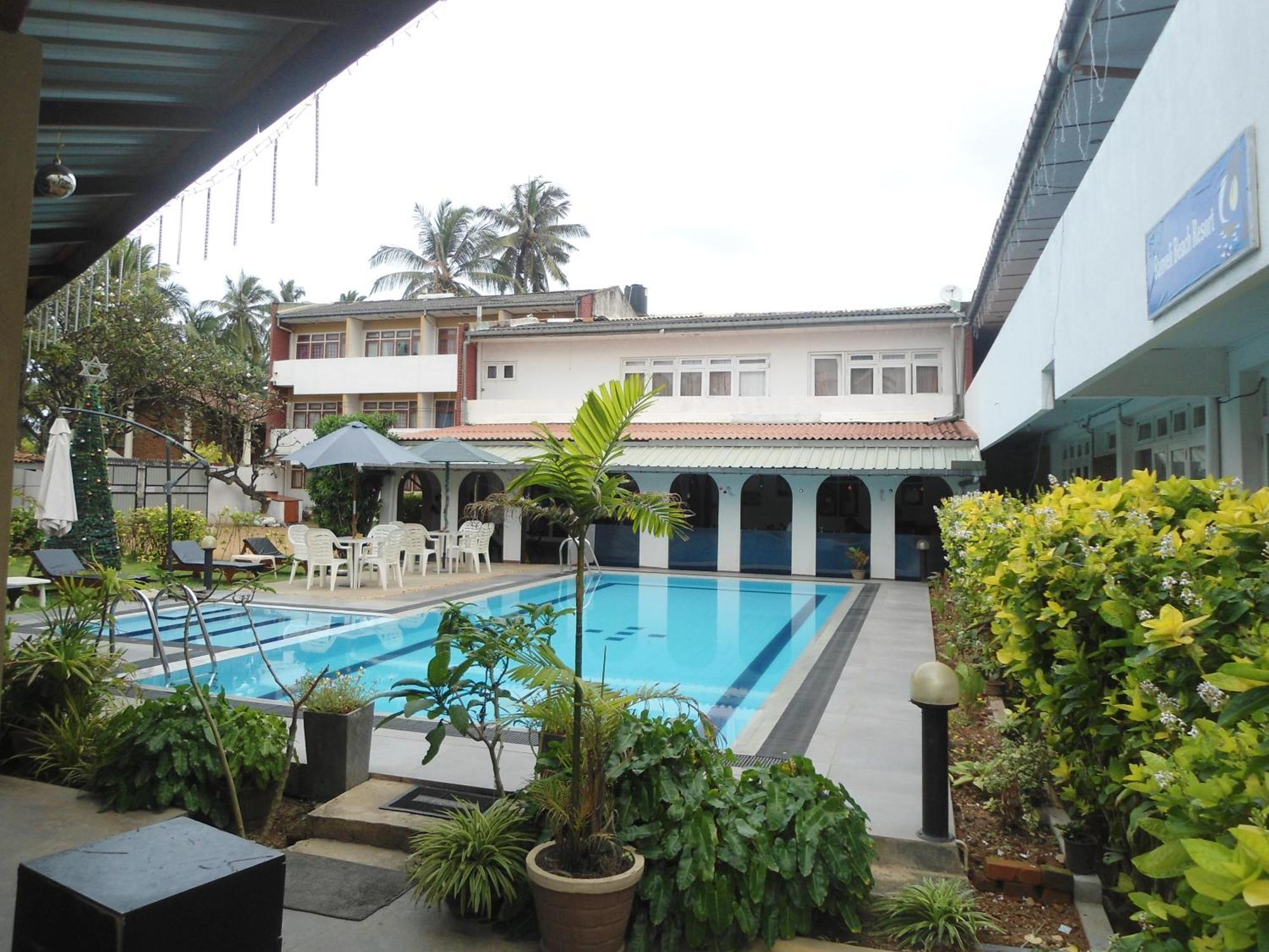Ranveli Beach Hotel Dehiwala-Mount Lavinia Bagian luar foto
